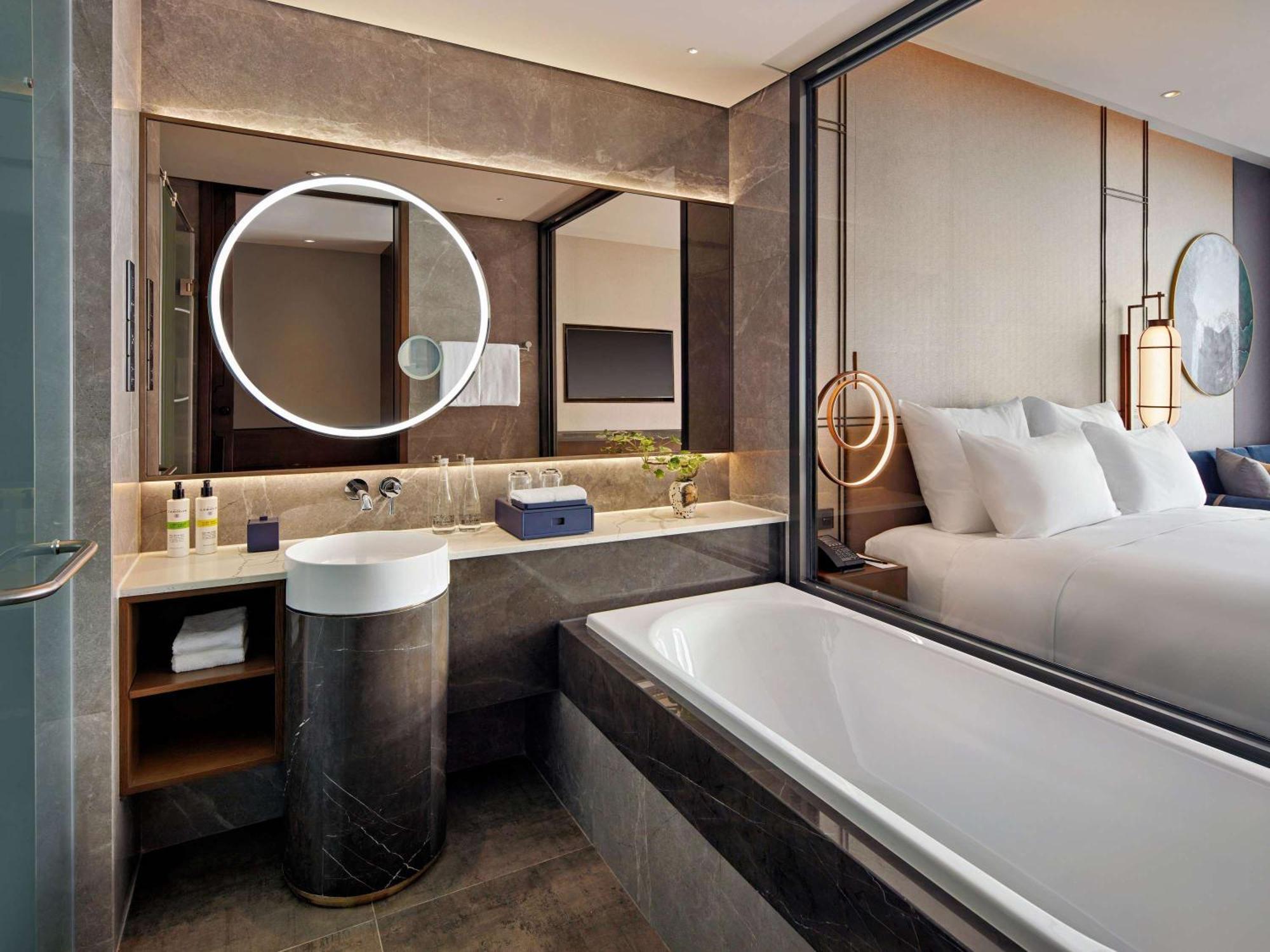 Pullman Hai Phong Grand Hotel Екстер'єр фото