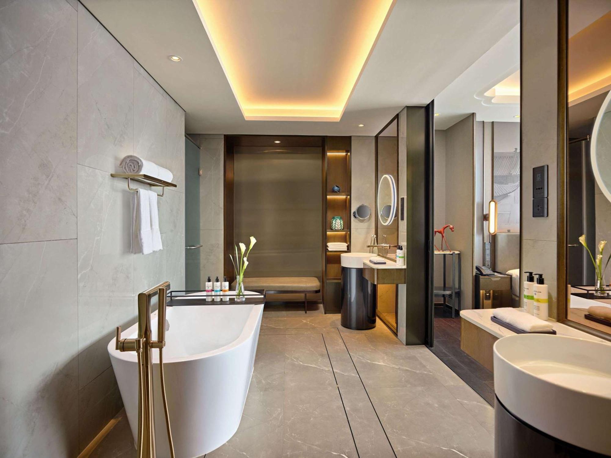 Pullman Hai Phong Grand Hotel Екстер'єр фото